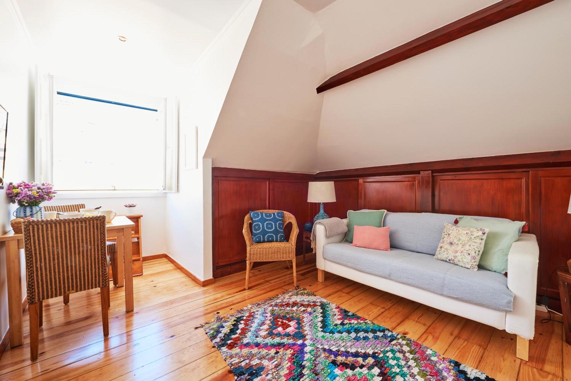Central, Comfy And Light-filled Apt, By Timecooler Lejlighed